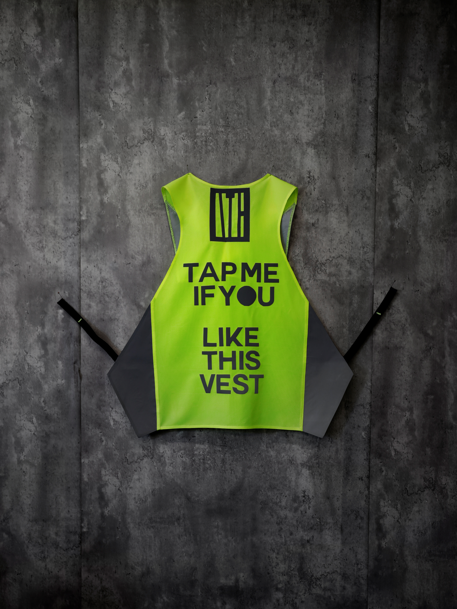 TAP ME IF YOU LIKE THIS VEST