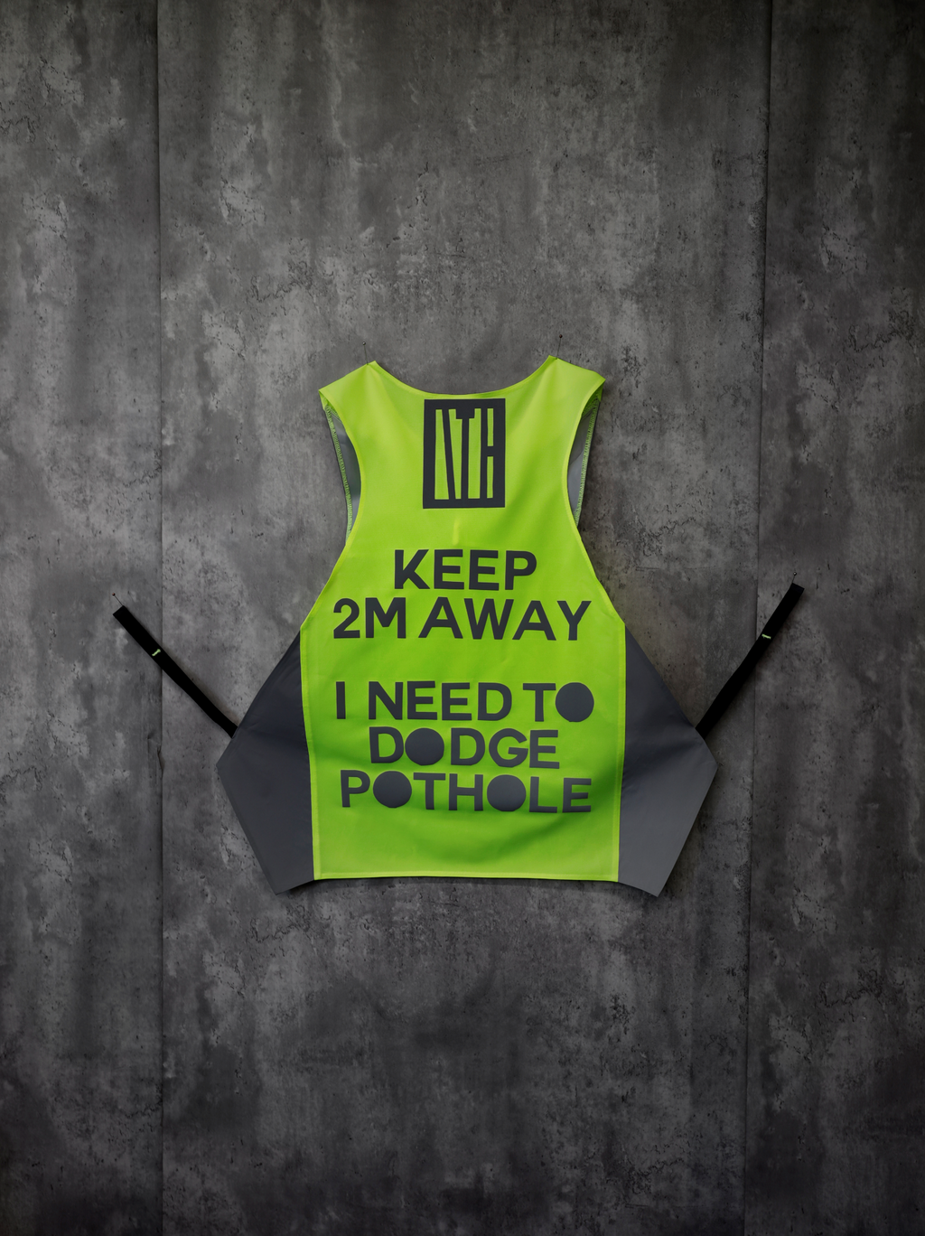 KEEP 2M AWAY, I NEED TO DODGE POTHOLE
