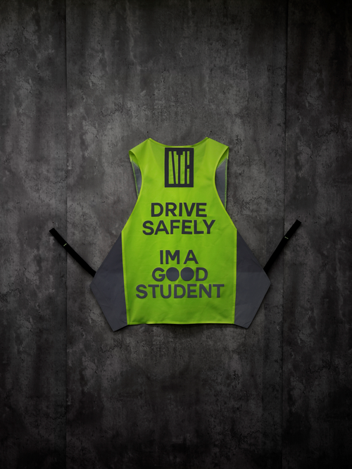 DRIVE SAFELY IM A GOOD STUDENT