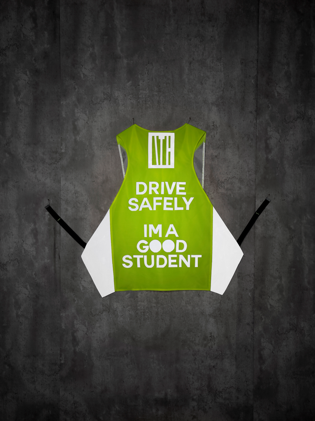 DRIVE SAFELY IM A GOOD STUDENT